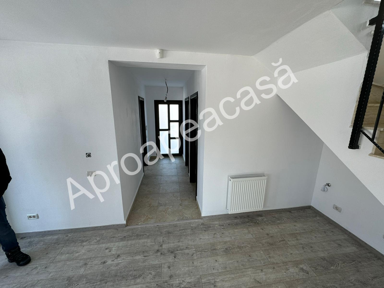 casa se vanzare stupini