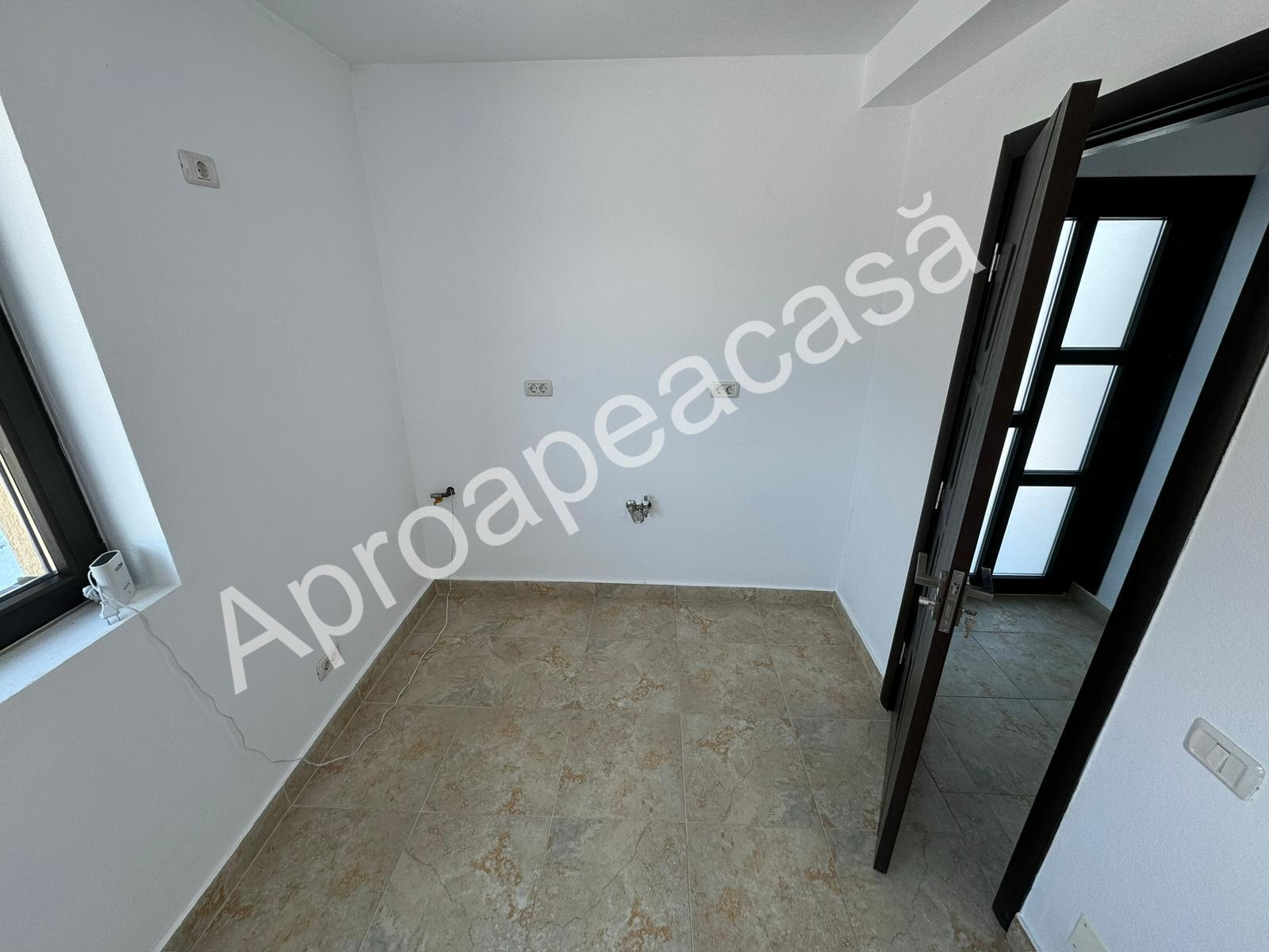 casa se vanzare stupini