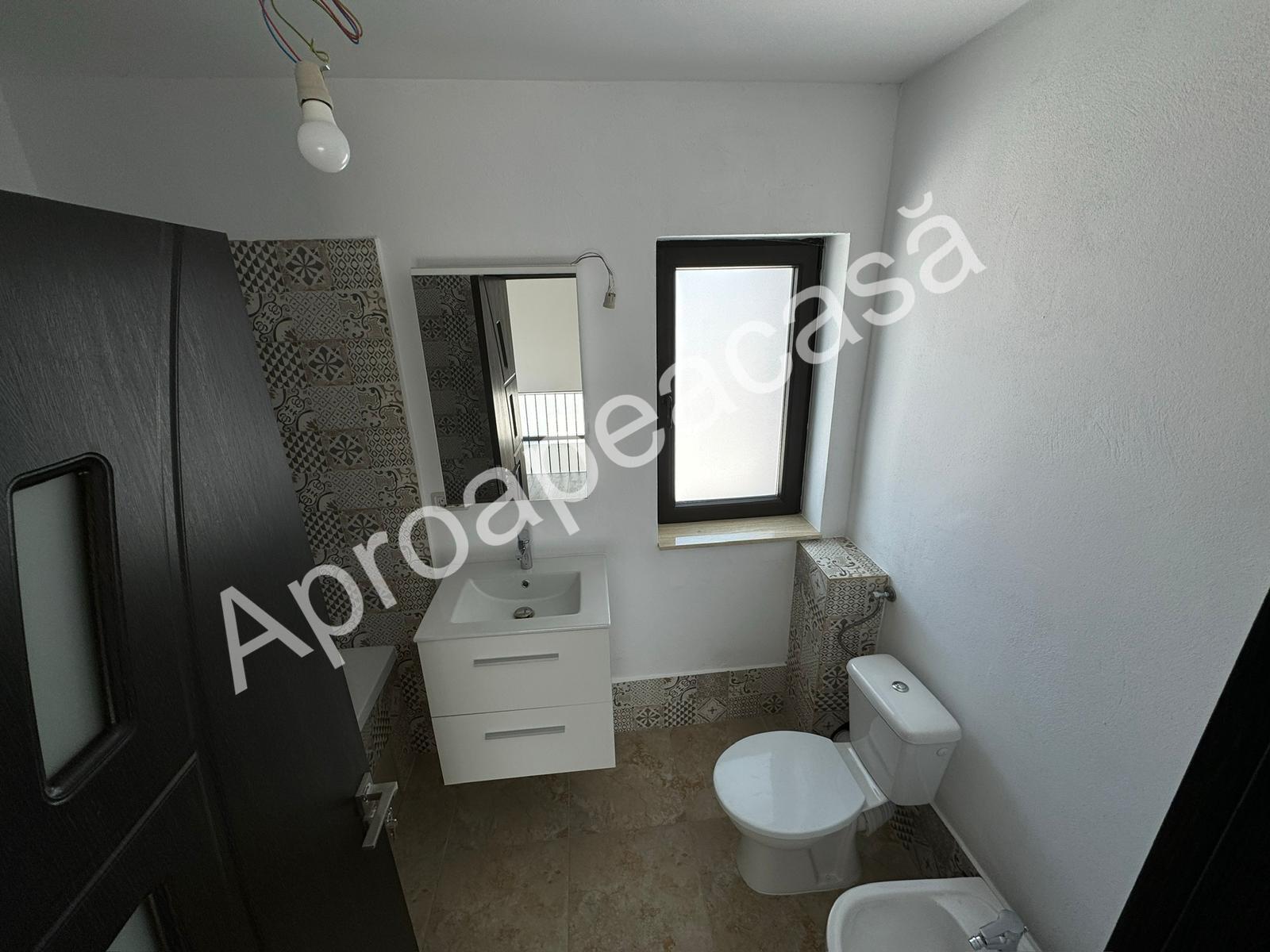 casa se vanzare stupini